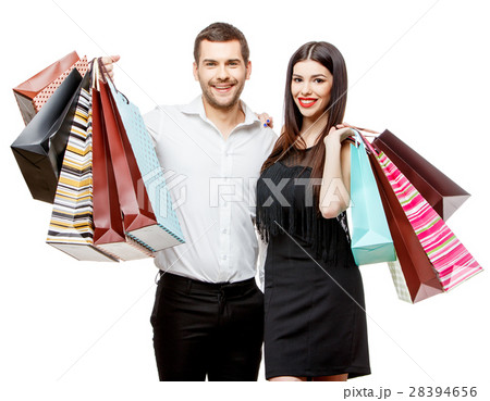 Couple with shopping bags 28394656