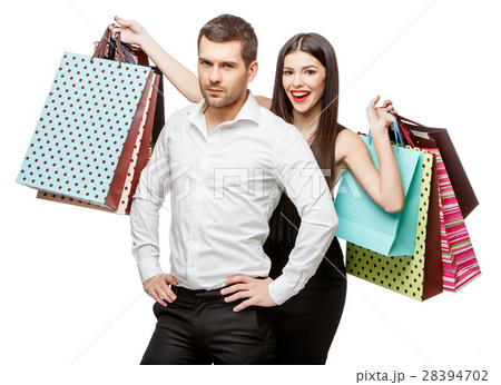 Couple with shopping bags 28394702