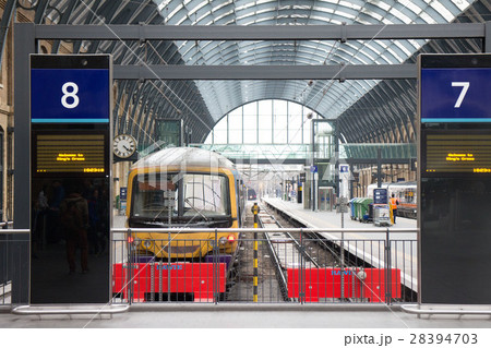 キングクロス駅：ロンドン 28394703