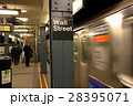 ニューヨーク・ウォールストリート駅のホーム 28395071