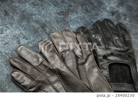 Two pairs of leather gloves 28400230