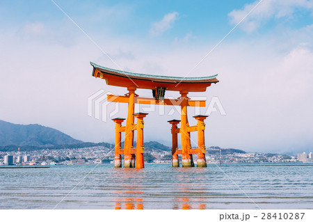 厳島神社の大鳥居 28410287