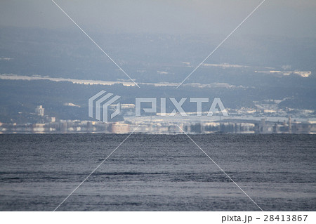 島根半島から見た美保湾の蜃気楼 島根半島から見た美保湾の蜃気楼 28413867