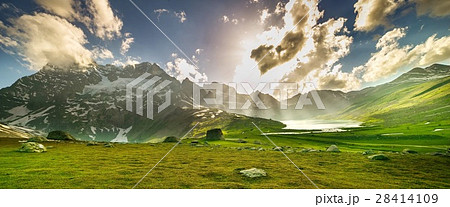 Beautiful mountain view with lake of Sonamarg,   28414109