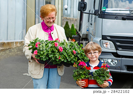 Grandmother with little kid boy after shopping 28422102
