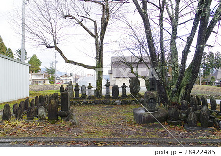 信州 北安曇白馬の文化財 空峠庚申塚石仏群 江戸時代造立の庚申信仰の石仏群 信州 北安曇白馬の文化財 空峠庚申塚石仏群 江戸時代造立の庚申信仰の石仏群 28422485