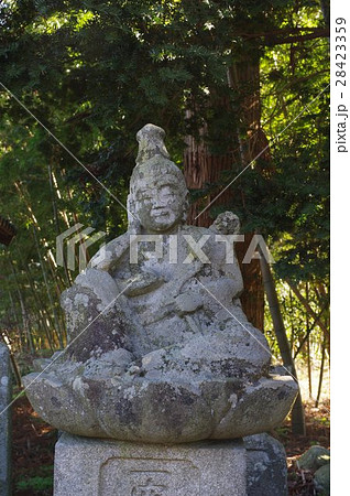 信州の文化財 名工 守屋貞治の石仏 如意輪観世音菩薩像 縦(駒ヶ根市北割塩木休み堂) 信州の文化財 名工 守屋貞治の石仏 如意輪観世音菩薩像 縦(駒ヶ根市北割塩木休み堂) 28423359