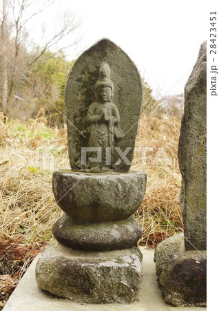 信州の文化財 守屋貞治の祖父 守屋貞七の馬頭観世音菩薩像 全景(駒ヶ根市北割塩木休み堂) 信州の文化財 守屋貞治の祖父 守屋貞七の馬頭観世音菩薩像 全景(駒ヶ根市北割塩木休み堂) 28423451