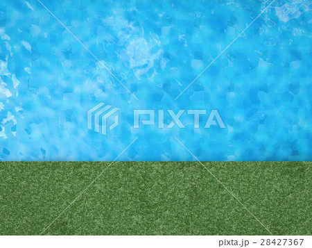 pool top view with green grass 28427367