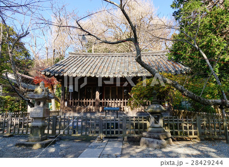 Wooden temple in Kamakura, Japan 28429244