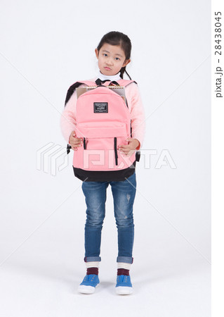 Little girl 281 Little girl 281 28438045