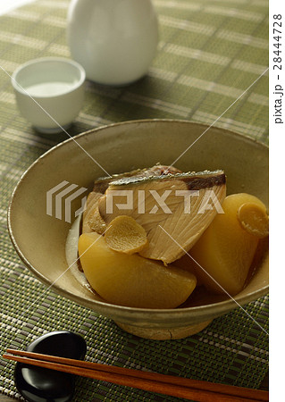 ぶり大根 28444728