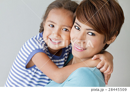 happy family, smiling, happy daughter and mother happy family, smiling, happy daughter and mother 28445509