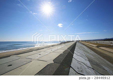 防潮堤　防波堤 28446912
