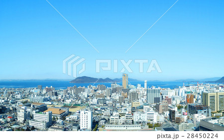 高松市市街地と瀬戸内海 28450224