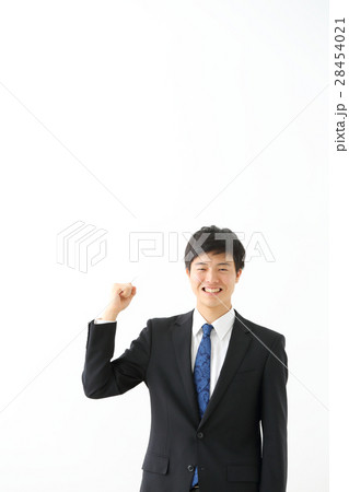 ガッツポーズのビジネスマン ガッツポーズのビジネスマン 28454021