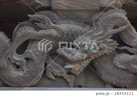 信州　茅野の文化財　白岩観音堂の彫刻（龍拡大）　諏訪立川流の祖・初代立川富棟　江戸修業後の第一作 28454121