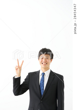 若いビジネスマン 28454347