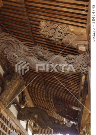 信州　上伊那　松島神社の彫刻　本殿は１７８１年の建造　牛窪流の宮大工　有賀吉左衛門の作品 28454748