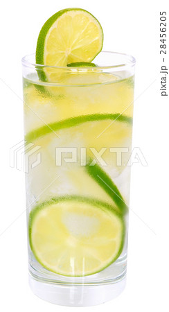 Fresh cold lemonade from lime with ice close up 28456205