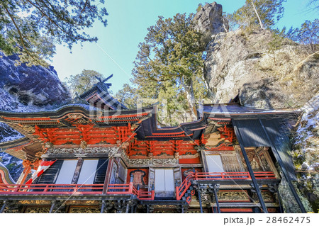 榛名神社社殿と御姿岩 28462475