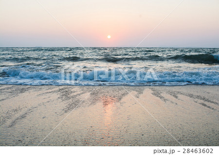Sunset and the beach Sunset and the beach 28463602