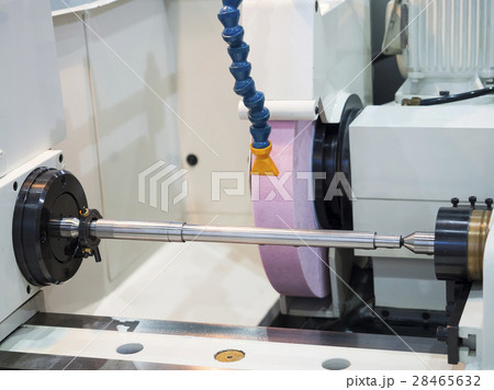 operator grinding mold and die part 28465632