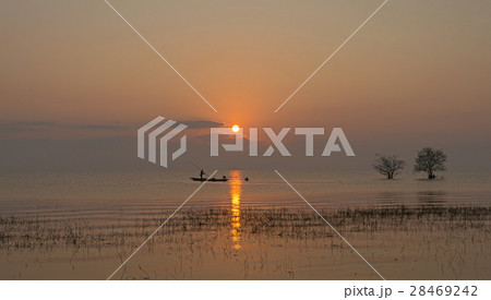 Sunrise at Pakpra, Songkhla lake, Thailand. Sunrise at Pakpra, Songkhla lake, Thailand. 28469242