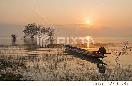 Sunrise at Pakpra, Songkhla lake, Thailand. 28469247