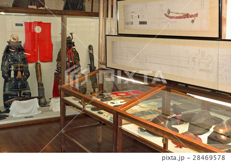 角館散歩:武家屋敷通り 青柳家武器庫内 角館散歩:武家屋敷通り 青柳家武器庫内 28469578