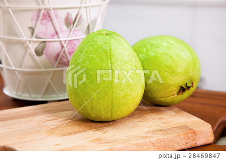 グアバ 花瓶 つぼ 28469847