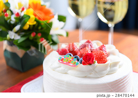 Birthday cake Birthday cake 28470144
