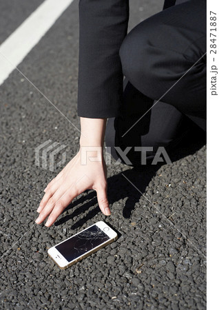 携帯のヒビ 28471887