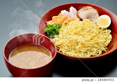 注意）背景に小キズや汚れが残ります。湯気はレタッチ合成です。つけ麺、つけそば（ラーメン）イメージ 28484453