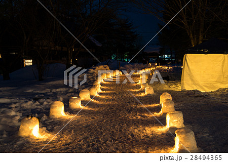 横手のかまくら祭り　木戸五郎兵衛村 28494365