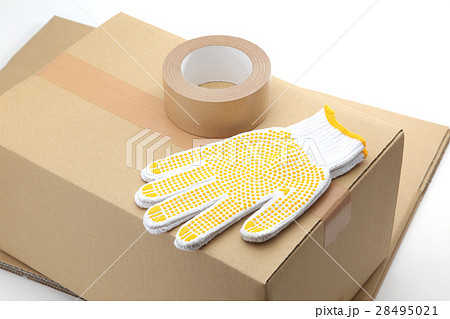 梱包 梱包 28495021