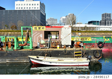 京浜運河の浚渫工事 28496117