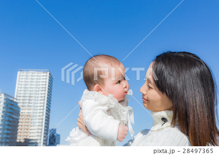 都会の育児 都会の育児 28497365