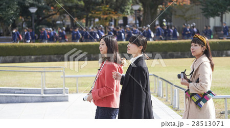 観光 女性 広島平和記念公園 観光 女性 広島平和記念公園 28513071