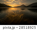 朝を待つ富士 28518925