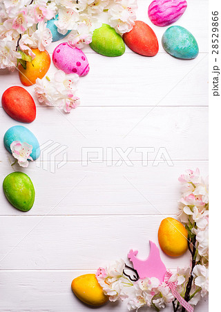 Colorful Easter egg 28529866