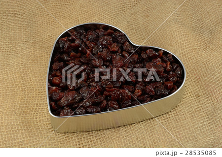Dried cherries in heart tin Dried cherries in heart tin 28535085