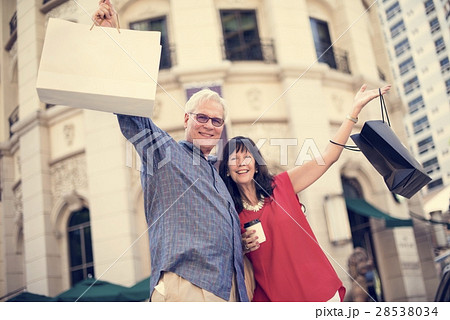 Mature people going shopping together 28538034