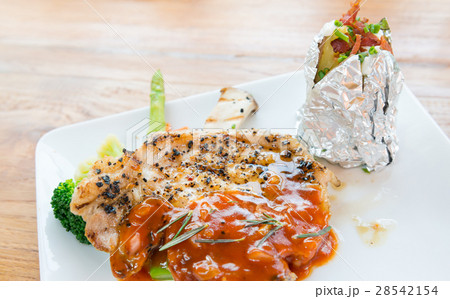 Grilled steaks Grilled steaks 28542154