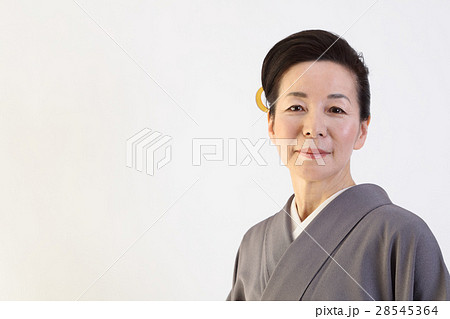 着物の女性 着物の女性 28545364