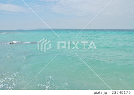 美しい海、タイ王国パタヤ近郊ラン島の海 28549179