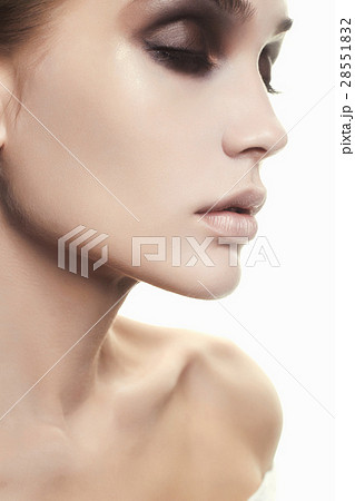 Beauty face makeup.beautiful woman 28551832
