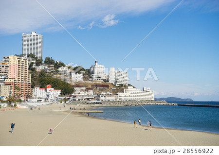 冬の熱海サンビーチ 28556922