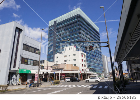一宮市役所前　岐阜街道　地方都市風景 28566135