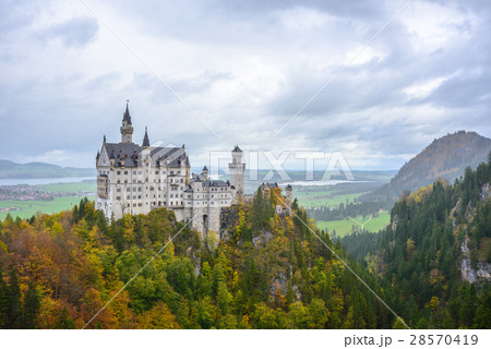 Neuschwanstein castle (Fussen Bavaria), Germany 28570419